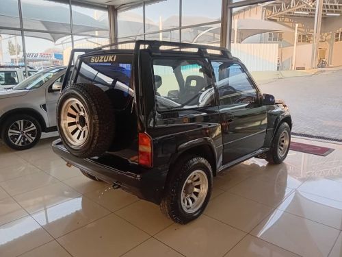Suzuki Vitara 1.6 A/t 4x4 JLX in Namibia