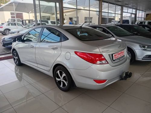 Hyundai Accent 1.6 in Namibia
