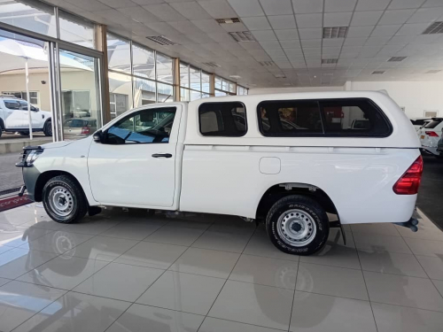 Toyota Hilux 2.0 VVt-i S/c A/c in Namibia