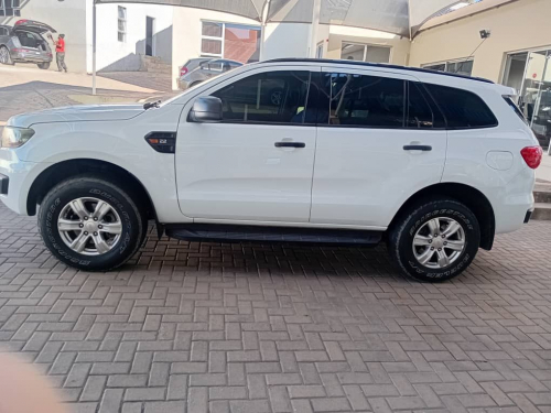 Ford Everest 2.2CDi 4x4 XLS in Namibia