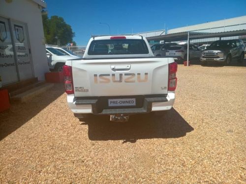 Isuzu D-MAX 1.9 LS 4x4 D/CAB AUTO in Namibia