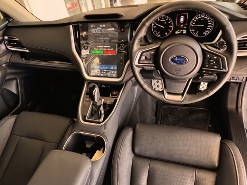 Subaru Outback 2.4 XT CVT in Namibia