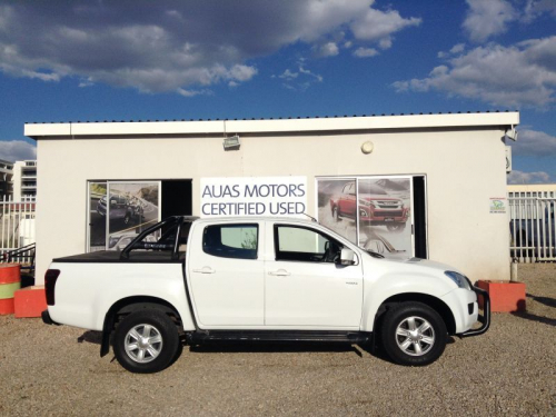 Isuzu KB 240 D/CAB 4x4 LE Petrol in Namibia