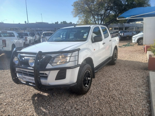 Isuzu D-MAX 250 HO 4x4 Hi Rider DCAB in Namibia