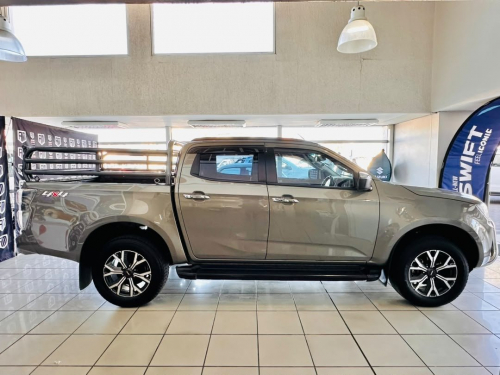 Isuzu D/CAB 3.0 LSE 4X4 A/T in Namibia