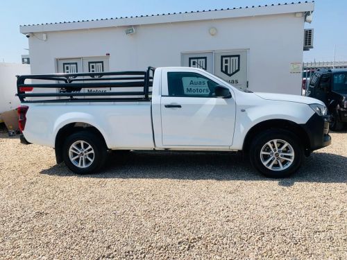 Isuzu D-MAX 1.9 HR L 4x2 AUTO in Namibia