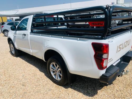 Isuzu D-MAX 1.9 HR L 4x2 AUTO in Namibia