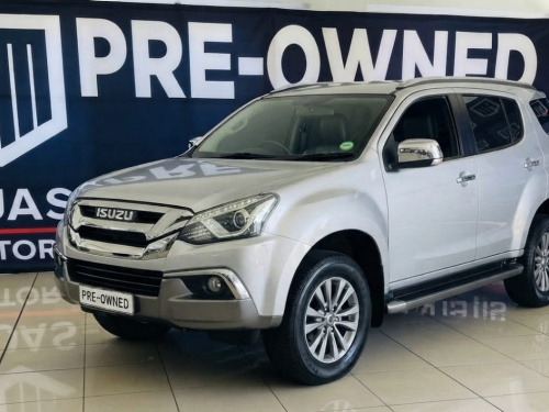 Pre-owned Isuzu MU-X 3.0 A/T for sale in 