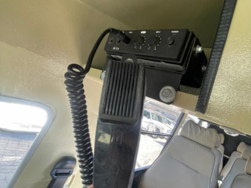 Toyota Land Cruiser Safari 10-seater 4.2 Diesel 4x4 in Namibia