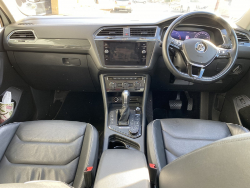 Volkswagen VW Tiquan 2lt Tsi R -Line AWD Highline in Namibia