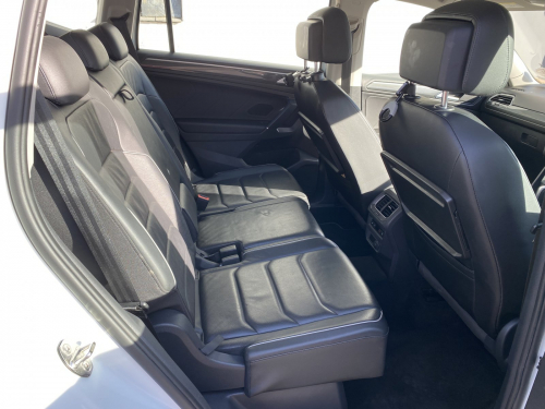 Volkswagen VW Tiquan 2lt Tsi R -Line AWD Highline in Namibia