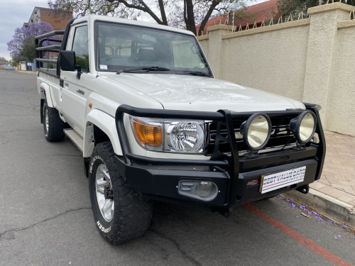 Pre-owned Toyota Land Cruiser 4.2 Diesel Scab 4x4 for sale in 