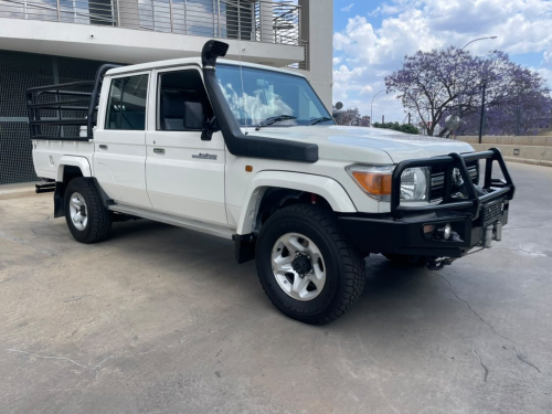 Toyota Land Cruiser 4.2 Diesel Dcab in Namibia