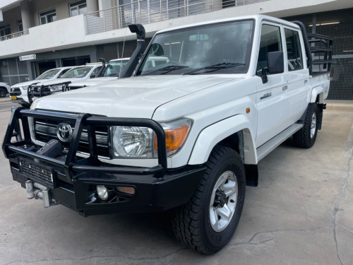 Toyota Land Cruiser 4.2 Diesel Dcab in Namibia