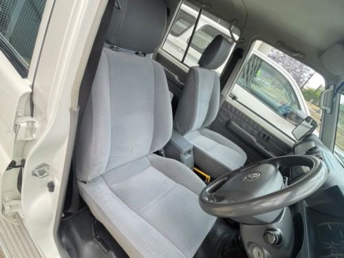 Toyota Land Cruiser 4.2 Diesel Dcab in Namibia