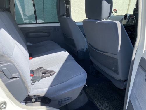 Toyota Land Cruiser V8 Diesel 4.5lt Dcab 4x4 in Namibia
