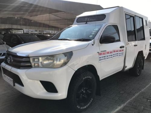 Toyota Toyota Hilux 2.4 Gd6 Safari 7 seater 4x4 in Namibia
