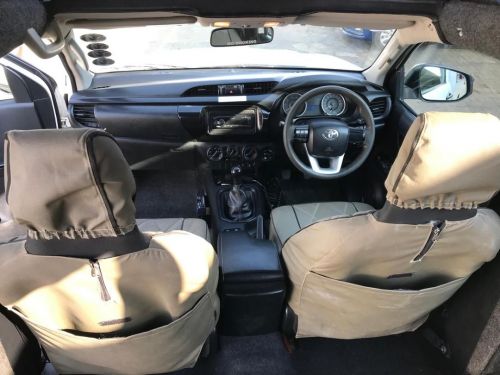 Toyota Toyota Hilux 2.4 Gd6 Safari 7 seater 4x4 in Namibia