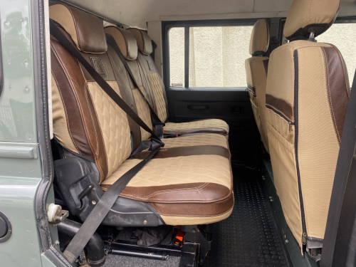 Land Rover Land Rover Defender 130 series  Dcab 2.2TDCi 4x4 in Namibia