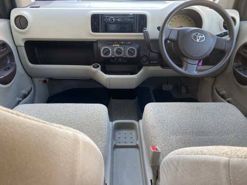 Toyota Passo 1lt Hatchback in Namibia