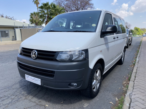 Volkswagen Kombi 2lt Tdi 4-motion Manual 4x4 Transporter T5 in Namibia