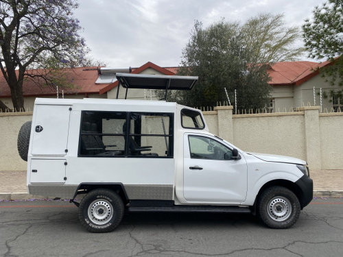 Nissan Navara Safari 7-seater in Namibia