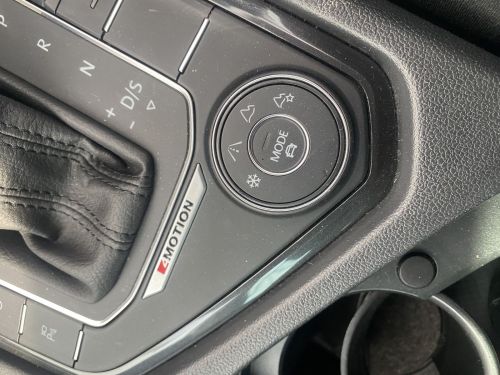 Volkswagen VW Tiquan 2lt TDi Diesel 4Motion in Namibia