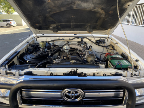 Toyota Land Cruiser 4.2 Scab 4x4 in Namibia