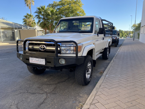 Used Toyota Land Cruiser 4.2 Scab 4x4 for sale in Windhoek