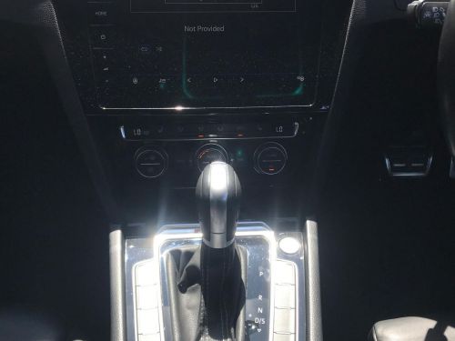 Volkswagen VW Arteon 2lt Tsi R-line AWD in Namibia