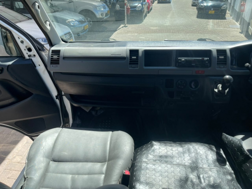 Toyota Quantum 2.5 Diesel 16 seater in Namibia