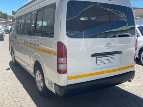Toyota Quantum 2.5 Diesel 16 seater in Namibia