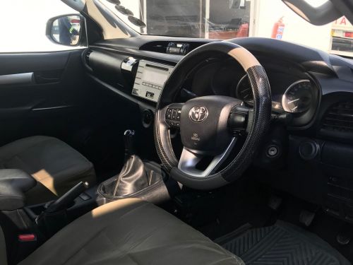 Toyota Hilux Safari 7 seater Conversion 4x4 in Namibia