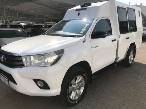 Toyota Hilux Safari 7 seater Conversion 4x4 in Namibia