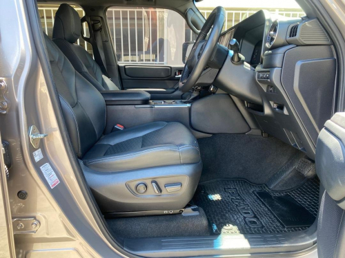 Toyota Land Cruiser Prado 2.8 TX in Namibia