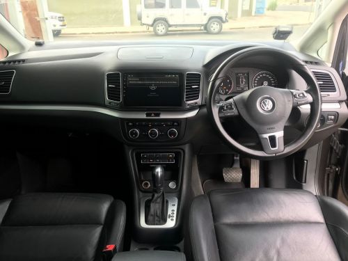 Volkswagen VW Sharan 2Lt Tsi 7- seater in Namibia