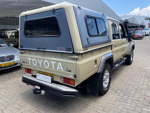 Toyota Land Cruiser 4.5 V8 Diesel 4x4 in Namibia
