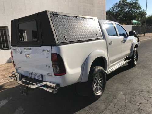 Toyota Hilux Legend 45 3lt D4D Dcab 4x4 in Namibia