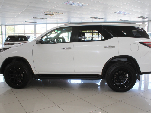 Toyota Fortuner in Namibia