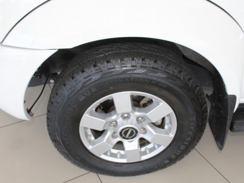 Nissan NP300 DC 4x4 in Namibia