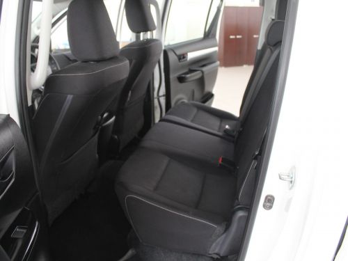 Toyota Hilux 2.4 GD6 4x4 auto D cab in Namibia