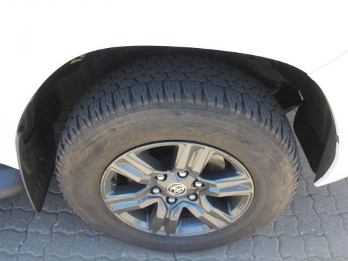 Toyota Hilux 2.4 GD6 4x4 auto D cab in Namibia