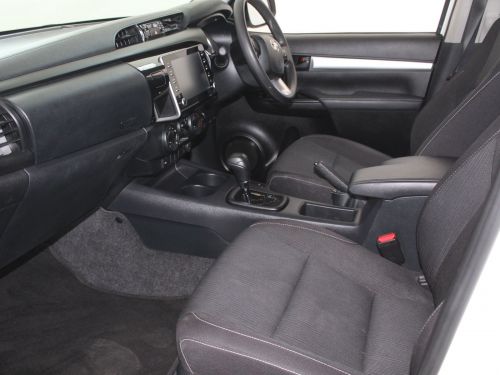 Toyota Hilux 2.4 GD6 4x4 auto D cab in Namibia