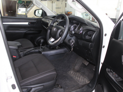 Toyota Hilux 2.4 GD6 in Namibia