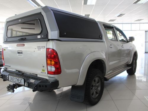Toyota Hilux 4.0 V6 DCab 4x4 Manual . in Namibia