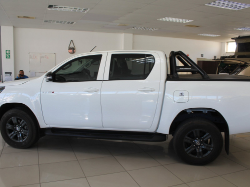 Toyota Hilux 2.4GD6 in Namibia