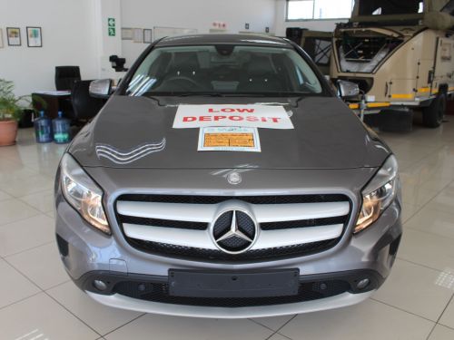 Mercedes-Benz GLA 200d in Namibia