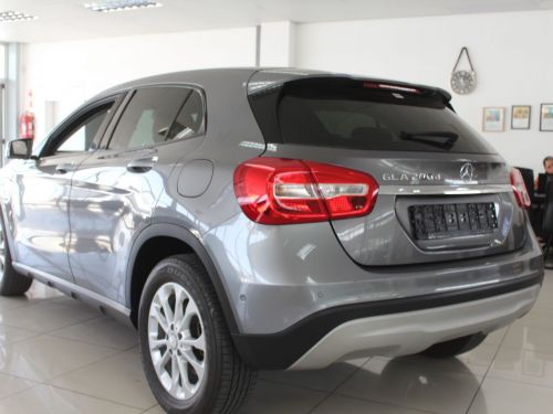 Mercedes-Benz GLA 200d in Namibia