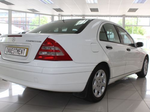 Mercedes-Benz C180 Kompressor A/T in Namibia