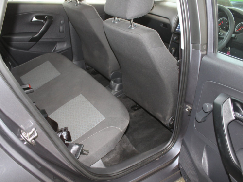 Volkswagen Polo Vivo 1.6i  Auto in Namibia